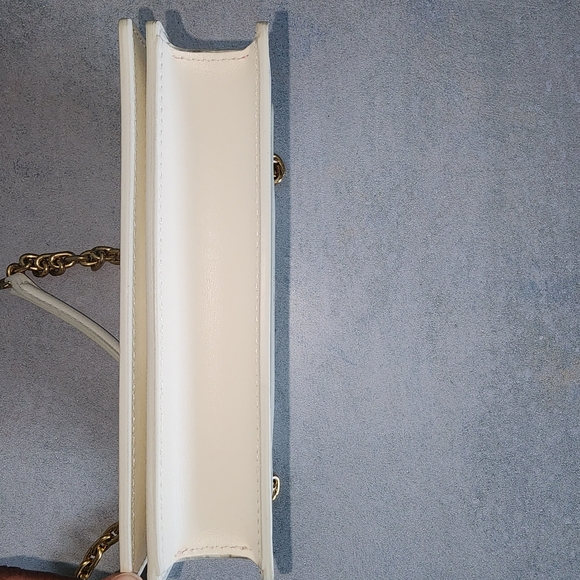 OFF- White wallet on chain - Picture 9 of 12